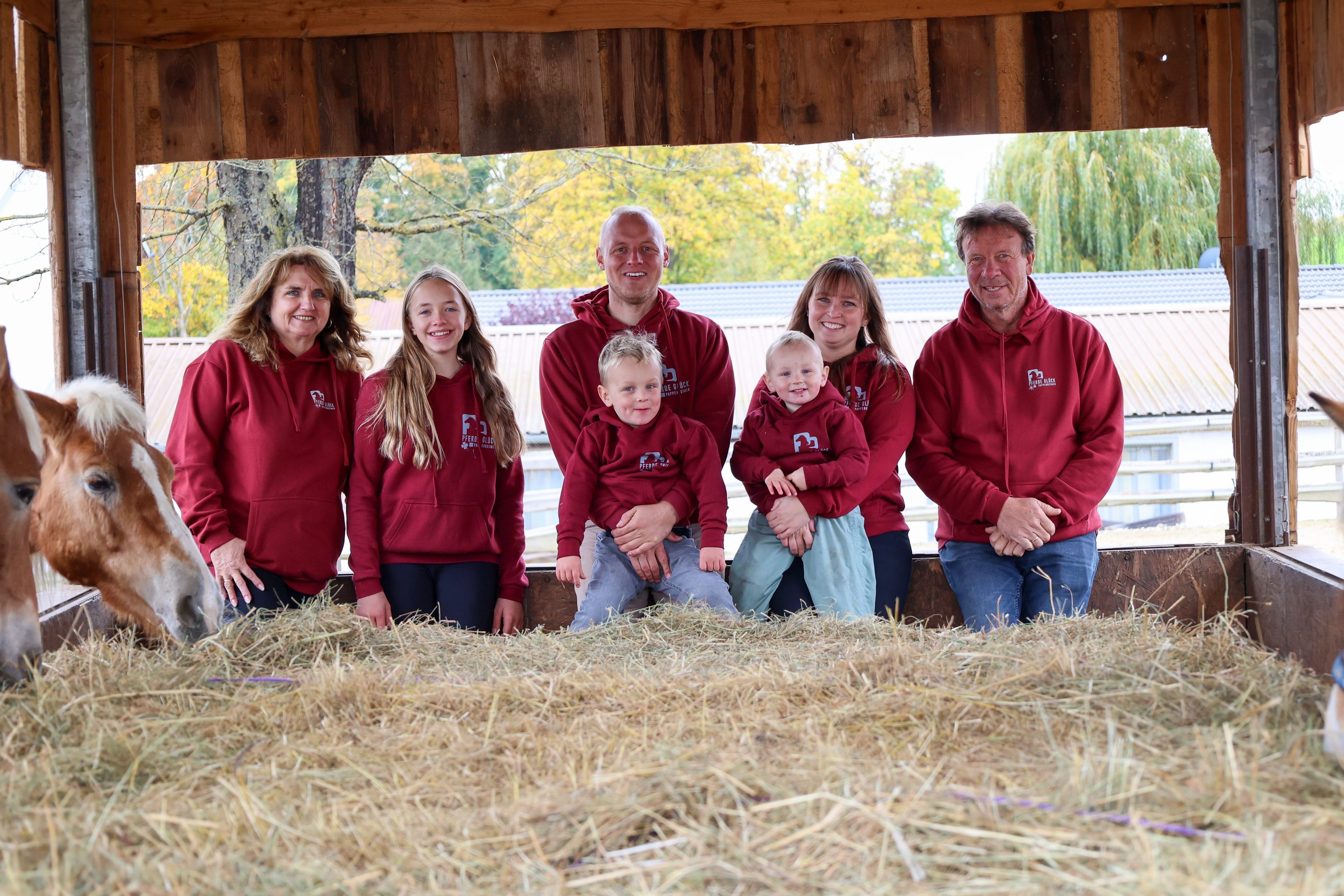 Die Familie Pappenheimer heißt ihre Gäste willkommen